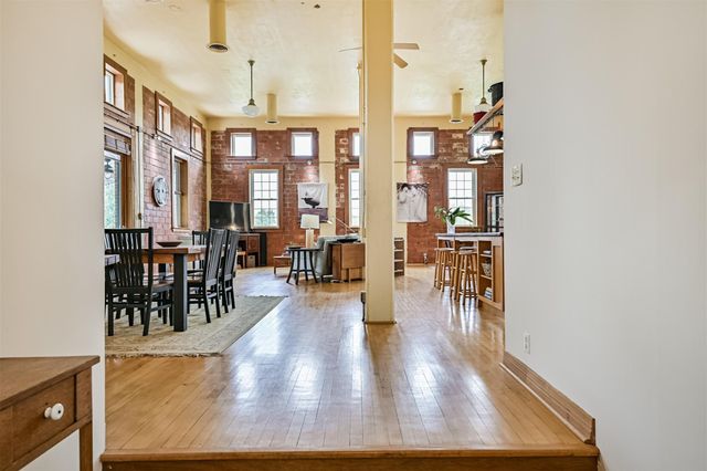 7765 Pigeon, Hitchcock, TX 77563