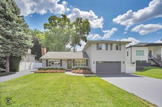 17W141 Monterey Avenue, Oakbrook Terrace, IL 60181