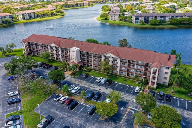 13705 SW 12th St 202B, Pembroke Pines, FL 33027