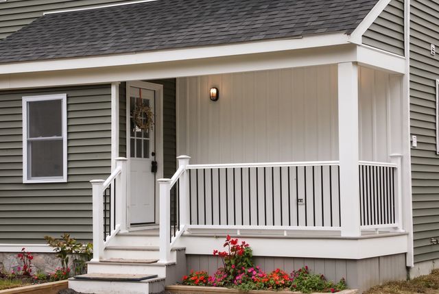 208 Rhode Island Rd, Lakeville, MA 02347