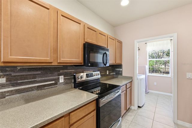 3880 82ND AVENUE CIRCLE E 104, Sarasota, FL 34243