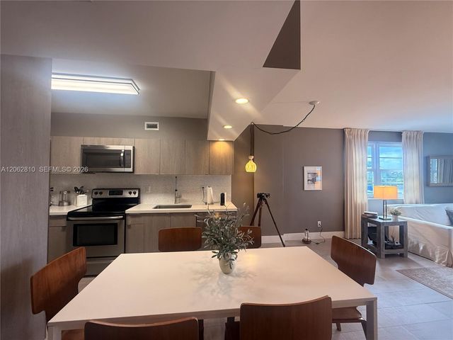 100 Lincoln Road 314B, Miami Beach, FL 33139