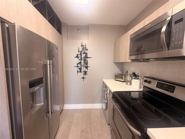 100 Lincoln Road 314B, Miami Beach, FL 33139