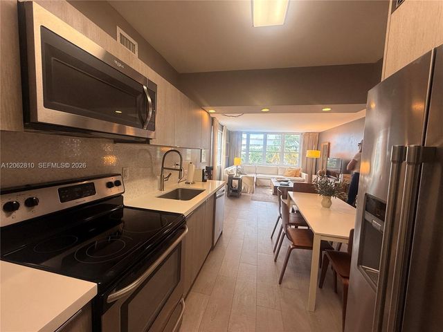 100 Lincoln Road 314B, Miami Beach, FL 33139