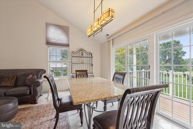 7602-B NORMANDY DR, Mount Laurel, NJ 08054