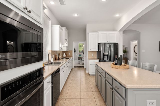 6411 Fieldcrest Lane, Sachse, TX 75048