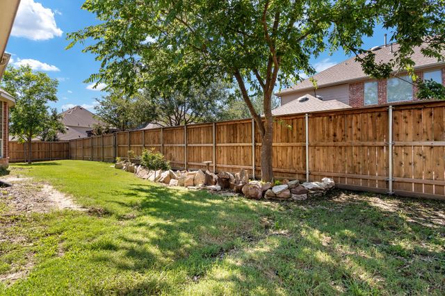 6411 Fieldcrest Lane, Sachse, TX 75048