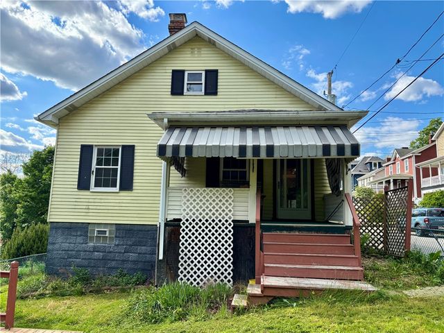 303 Highland Lane, Edgeworth, PA 15143