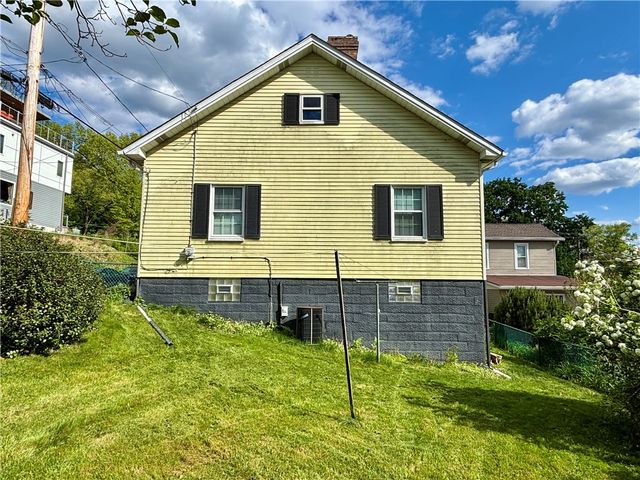303 Highland Lane, Edgeworth, PA 15143