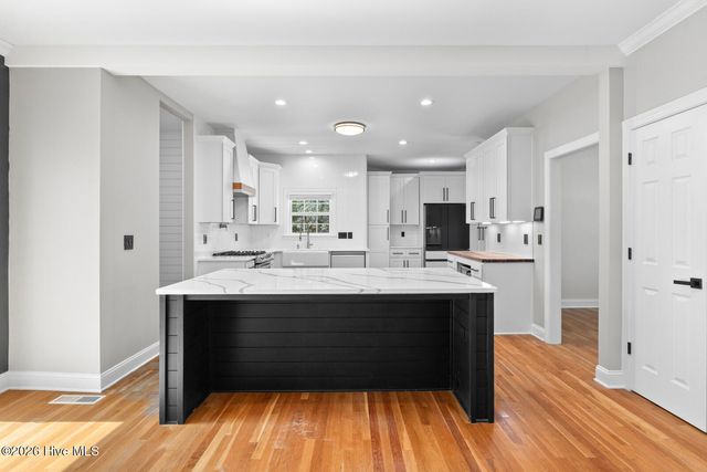108 Canvasback Point, Hampstead, NC 28443