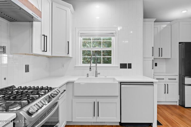 108 Canvasback Point, Hampstead, NC 28443