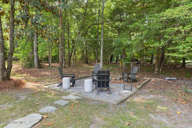 108 Canvasback Point, Hampstead, NC 28443