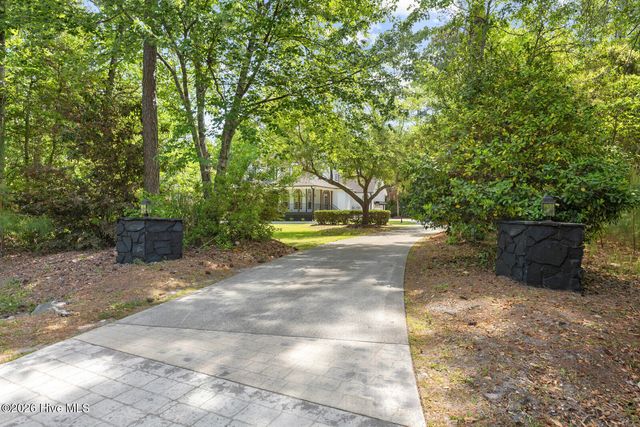 108 Canvasback Point, Hampstead, NC 28443