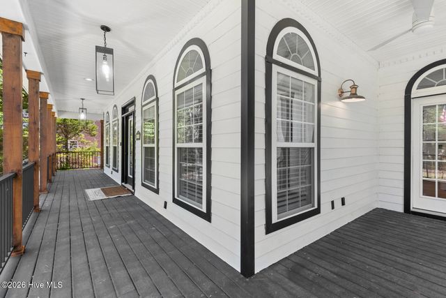 108 Canvasback Point, Hampstead, NC 28443