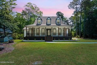 108 Canvasback Point, Hampstead, NC 28443