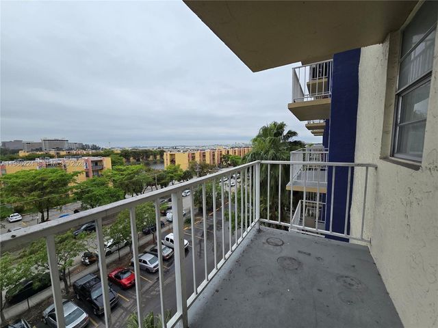 801 NW 47th Ave 610W, Miami, FL 33126