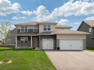 10691 Bent Pine Lane, Woodbury, MN 55129