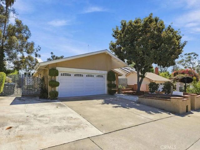23236 Via Bahia, Mission Viejo, CA 92691