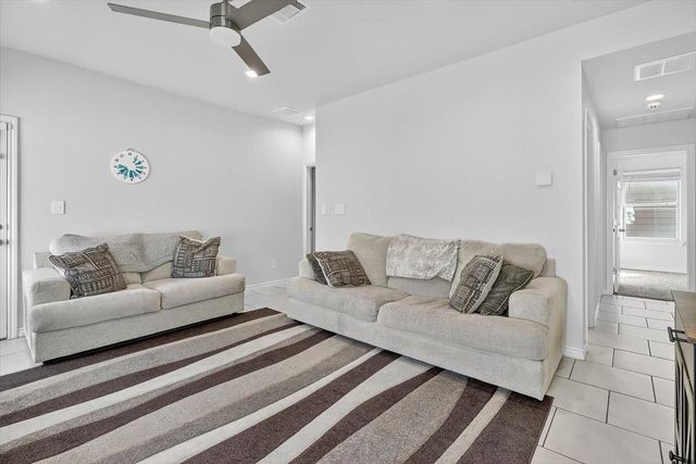 1818 Secretariat Drive, Corpus Christi, TX 78417