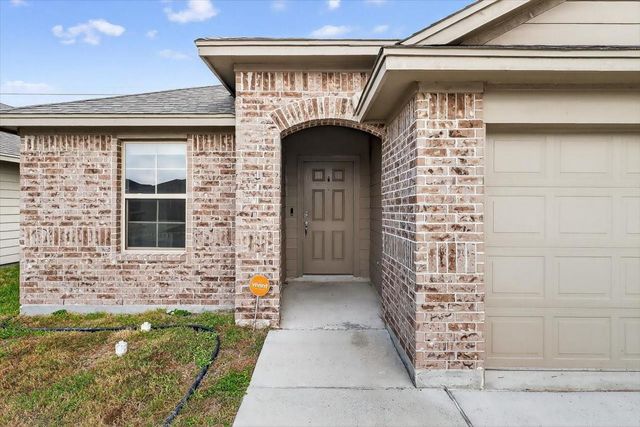 1818 Secretariat Drive, Corpus Christi, TX 78417