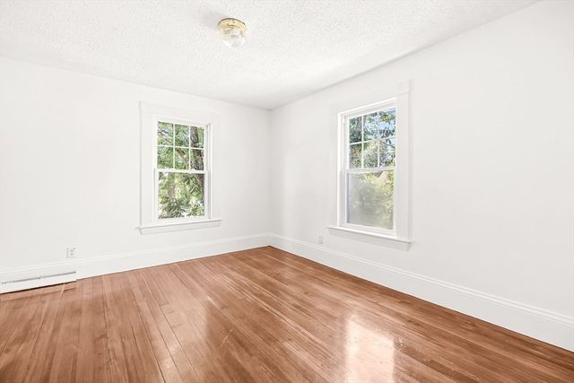 79 Bacon St 79, Winchester, MA 01890