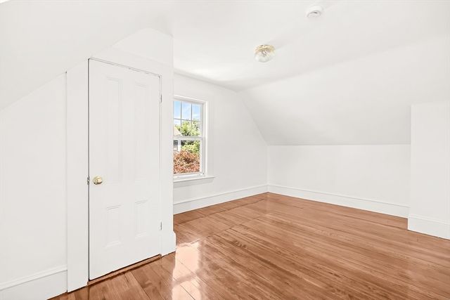 79 Bacon St 79, Winchester, MA 01890