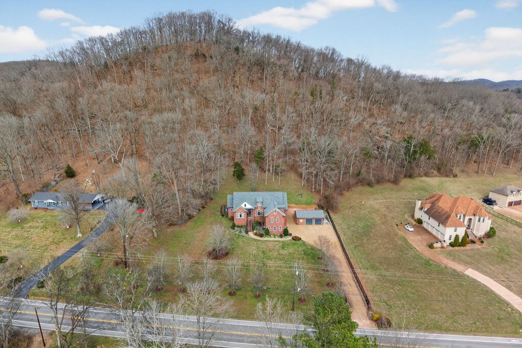 4952 Clarksville Hwy, Whites Creek, TN 37189