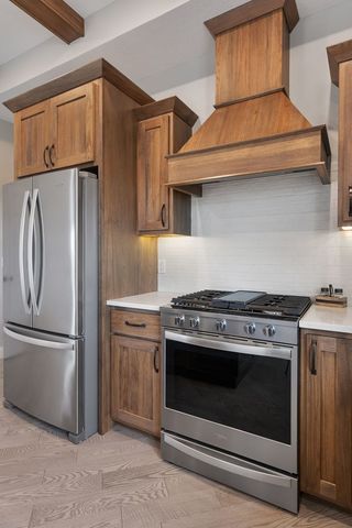 317 Madison Drive, Riverdale, IA 52722