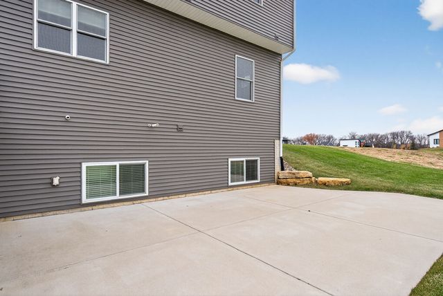 317 Madison Drive, Riverdale, IA 52722