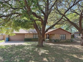 129 Stewart, Centerville, TX 75833