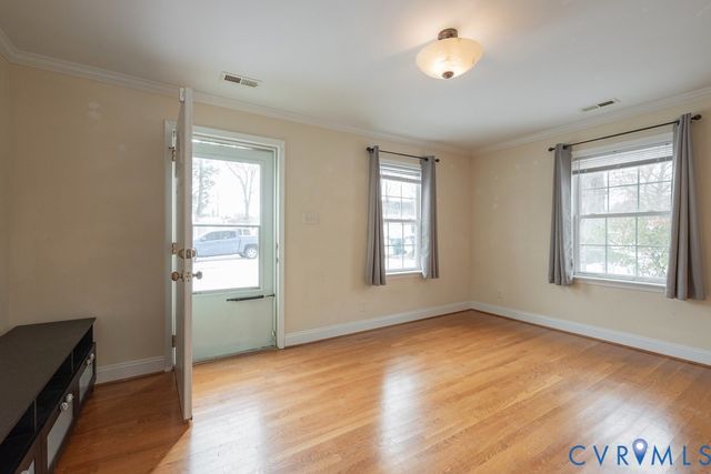 2914 Overton Rd, Henrico, VA 23228