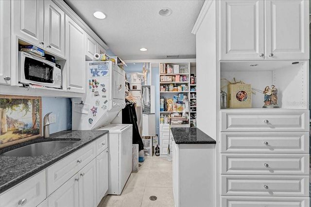 4708 SWEETMEADOW CIRCLE, Sarasota, FL 34238