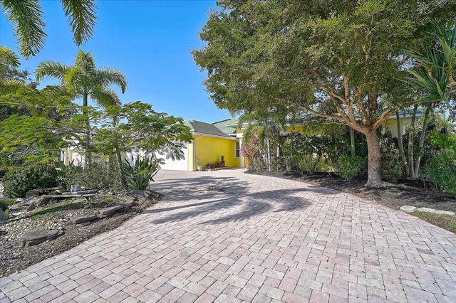 4708 SWEETMEADOW CIRCLE, Sarasota, FL 34238