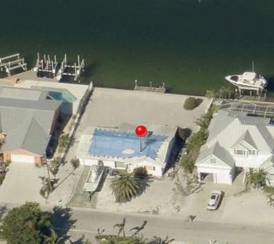 526 67TH STREET, Holmes Beach, FL 34217