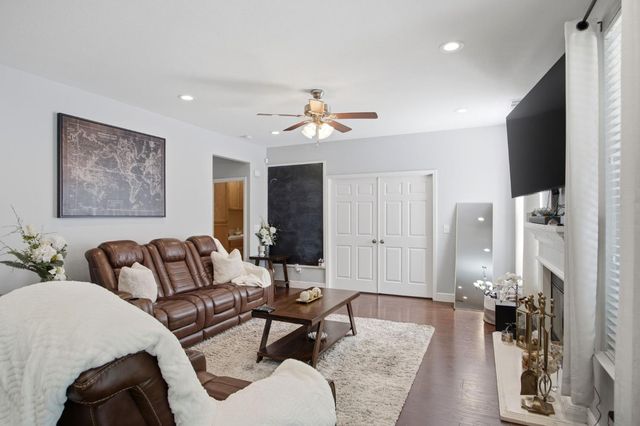 4104 Wheeler Peak Way, Modesto, CA 95356