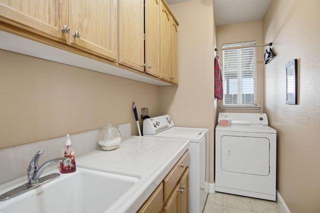 4104 Wheeler Peak Way, Modesto, CA 95356
