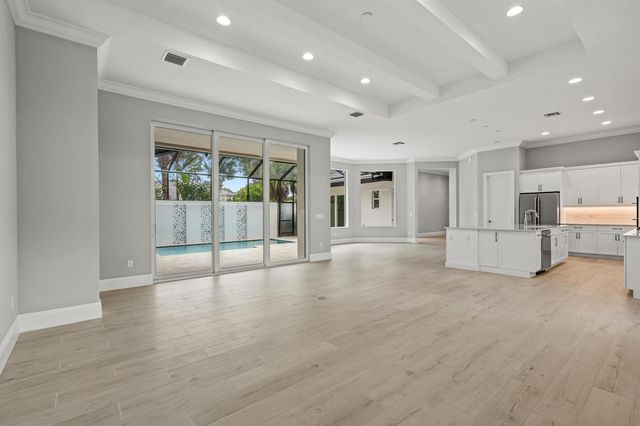 4133 Lucaya Pointe Way, Vero Beach, FL 32967