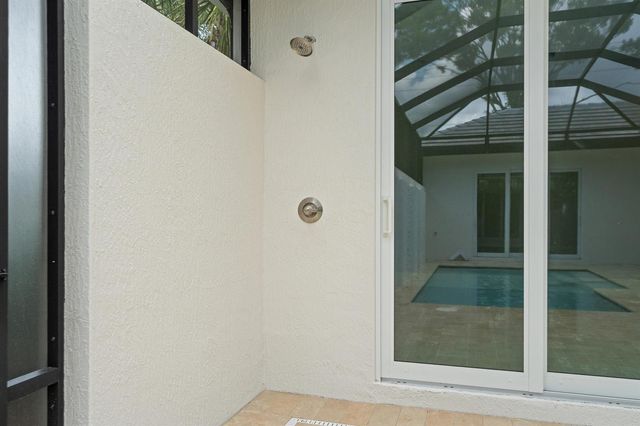 4133 Lucaya Pointe Way, Vero Beach, FL 32967