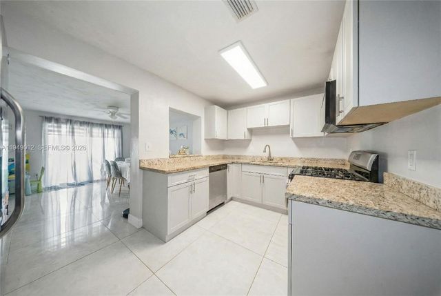 6971 SW 24th St, Miramar, FL 33023