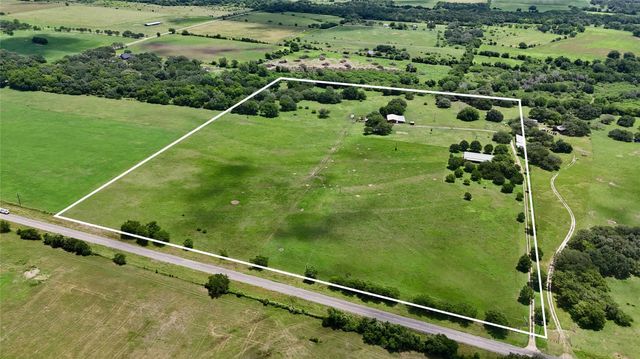 7755 Fm 1295, Moulton, TX 77975