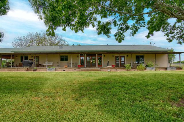 7755 Fm 1295, Moulton, TX 77975
