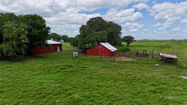 7755 Fm 1295, Moulton, TX 77975