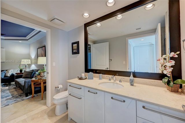 3101 S Ocean Dr 3203, Hollywood, FL 33019