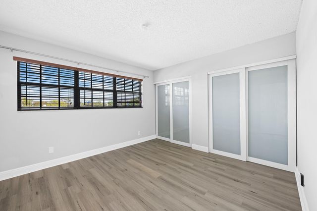 2127 NE 11th Avenue, Wilton Manors, FL 33305