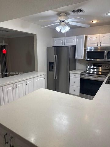 8682 NW 40th St 8682, Coral Springs, FL 33065