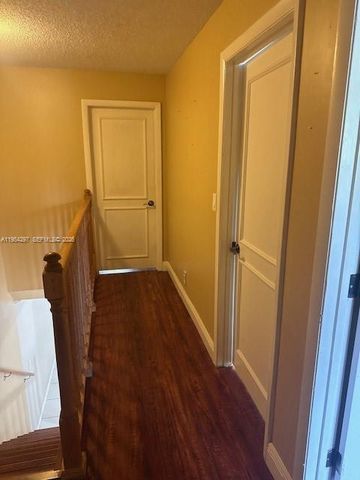 8682 NW 40th St 8682, Coral Springs, FL 33065