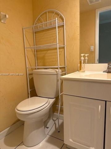 8682 NW 40th St 8682, Coral Springs, FL 33065