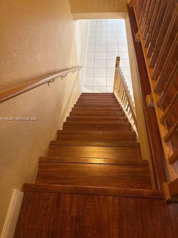 8682 NW 40th St 8682, Coral Springs, FL 33065