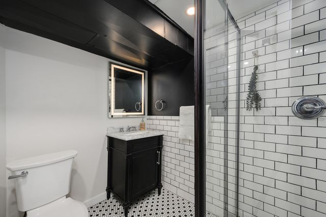 3501 W Beach Avenue, Chicago, IL 60651