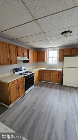 65 RACE ST, Trenton, NJ 08638